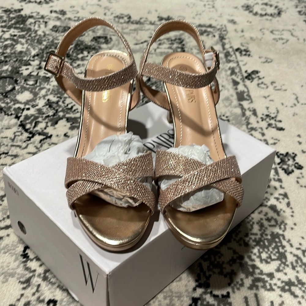 Dream Pairs champagne glitter heels